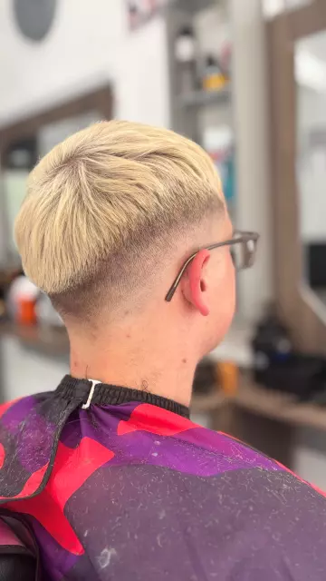 Frizerski salon za mazhi Vinica 10.jpeg