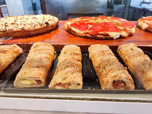 НајдобритебелипециваСтрумица2