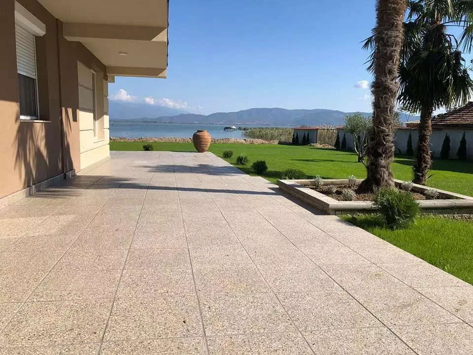 ПоставувањенасекаковвидплочкиБогданци