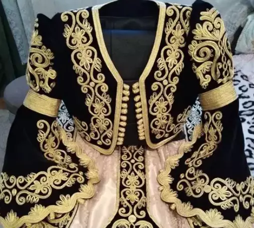 РачнаизработканаалбансканароднаносијаTетовоb1