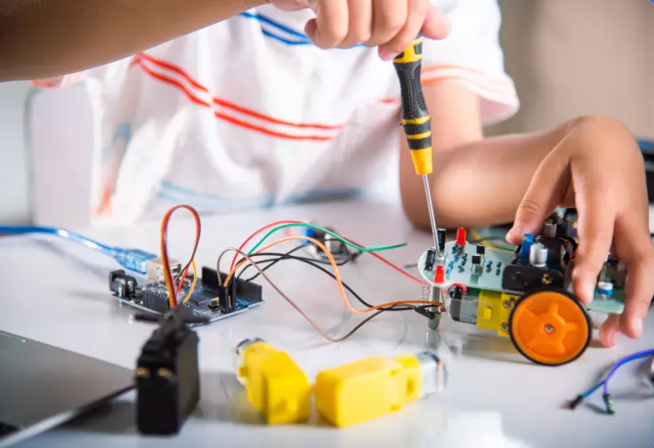 EdukativnielektronskirabotilnickiSkopjeKozleB EdukativnielektronskirabotilnickiSkopjeKozleB