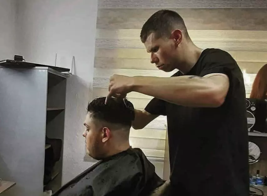 FrizerskisalonzamazhiVinica