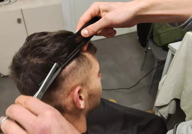 FrizerskisalonzamazhiVinica3