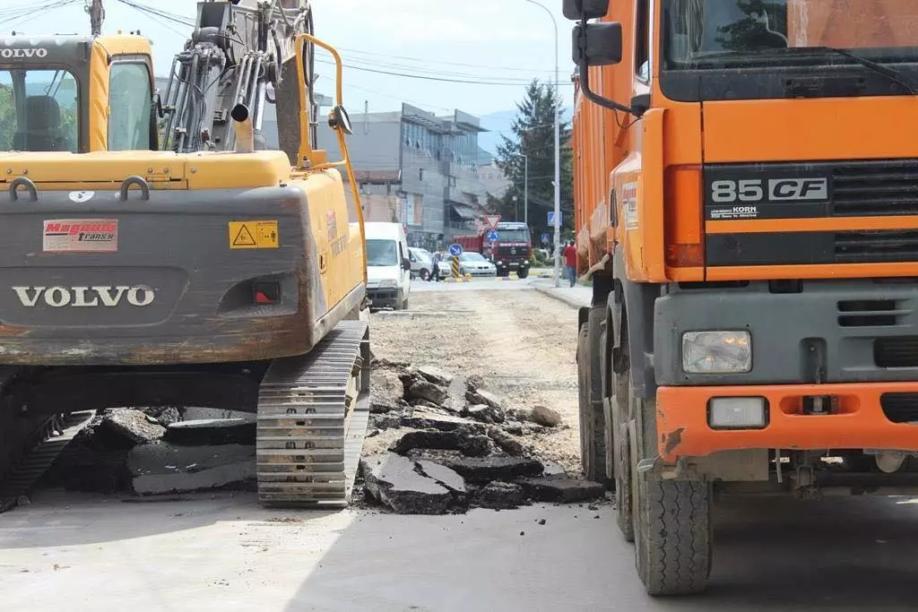 RusenjenaobjektiGostivar