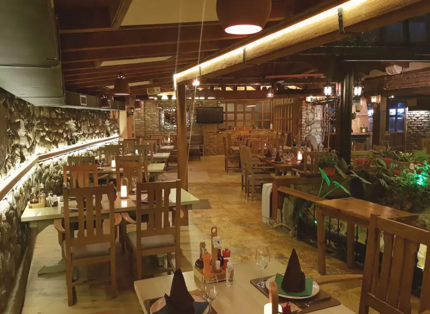 ThebestmacedoniantraditionalfoodSkopje