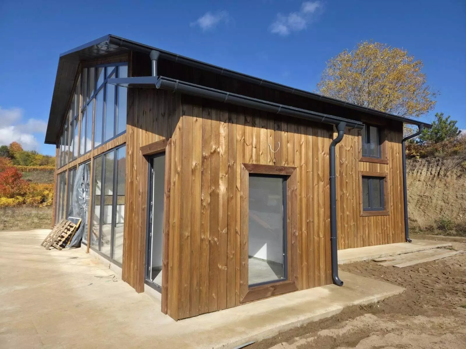 МонтажнисемејникуќиОхрид МонтажнисемејникуќиОхрид