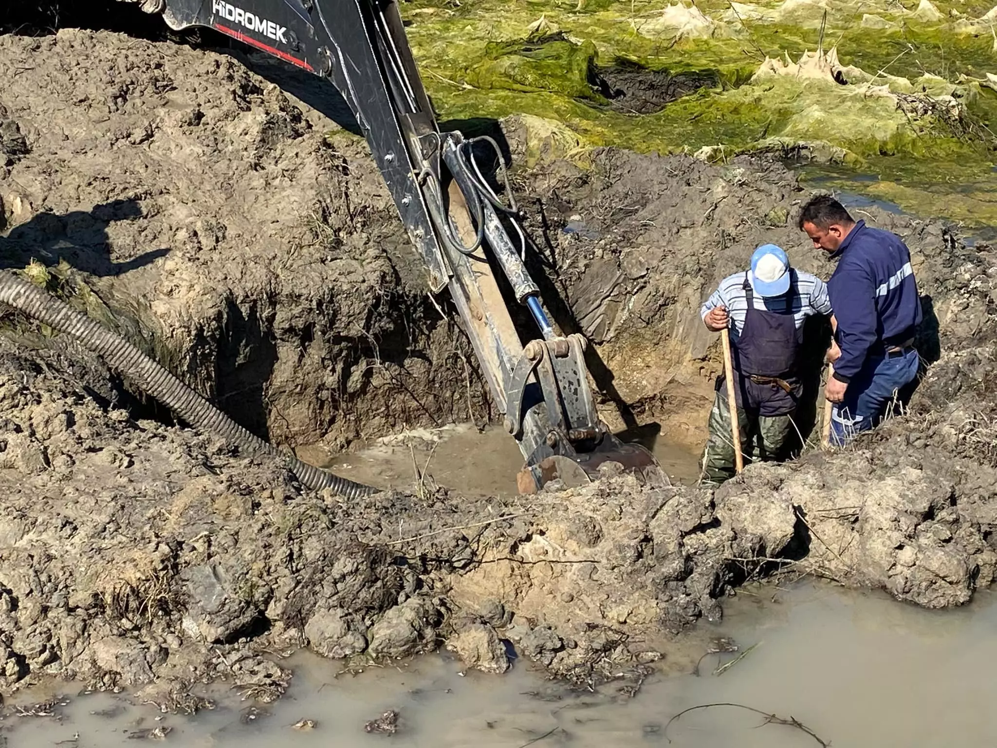 ОдржувањенаводоводнисистемиКривогаштани ОдржувањенаводоводнисистемиКривогаштани